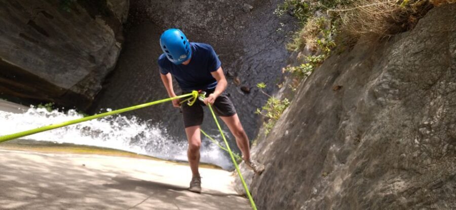 Adventure Cahorros, Monachil/ Climbing and abseiling Granada - Key things I’d watch for