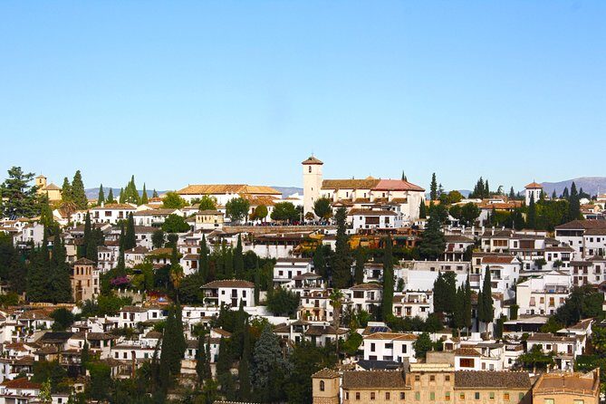 Albayzin and Sacromonte Guided Walking Tour in Granada - Why Albayzín and Sacromonte Work So Well Together