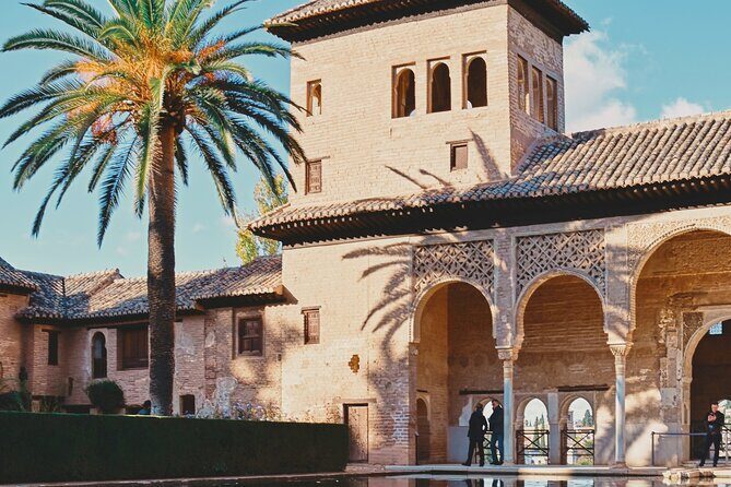 Alhambra and Nasrid Palaces: Skip-the-line Ticket and Local Guide - Should you book this tour?