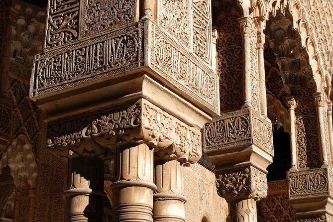 Alhambra &Charles Palace Guided Tour with Optional Nasrid Palaces - Key things I’d zero in on before you go