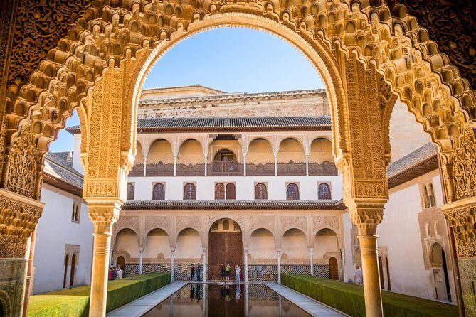 Alhambra & Generalife: Exclusive 3-Hour Private Tour with Tickets Included - The Alhambra Core: How Your Guide Makes It Make Sense
