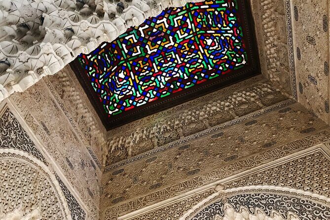 Alhambra & Generalife Skip the Line Regular Group including Nasrid Palaces - Group Size, Crowd Reality, and How to Make It Enjoyable