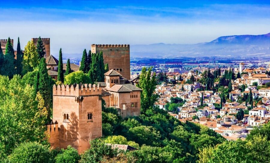 Alhambra Guided Tour with Fast-Track Entry - Nasrid Palaces: the core of the story, with two visits