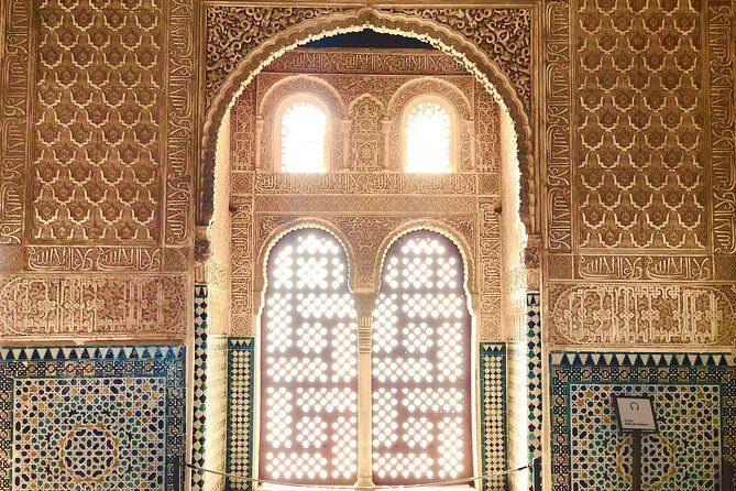 Alhambra Private Tour with Skip-the-line-tickets - Alcazaba (fort): the older, tougher Alhambra side