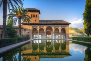Alhambra Ticket and Guided Tour with Nasrid Palaces - Skip-the-line entry: the real time saver
