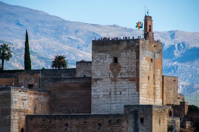 Alhambra Tour and Nazaries Palaces with Hammam Massage Experience - Key things I’d plan for
