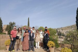 Alhambra Tour with Nasrid Palaces : Join a Group. Skip the line. - Meeting at Restaurante La Mimbre and ending by the Patronato
