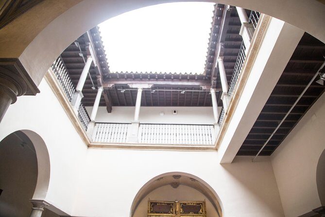 Best of Granada guided tour - English guide quality: why accents and storytelling styles can change everything