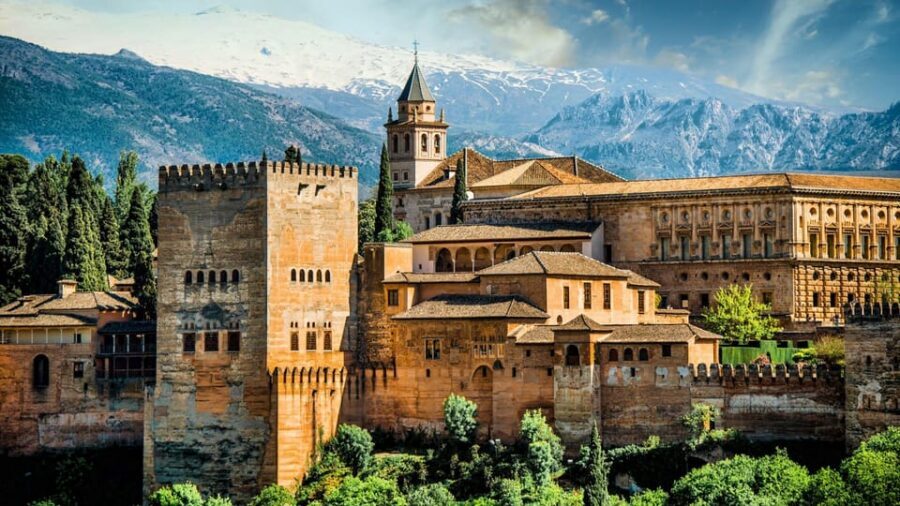 Best of Granada: Private Walking Tour with a Local - Mirador de San Nicolás: The View Stop That Changes the Whole Mood