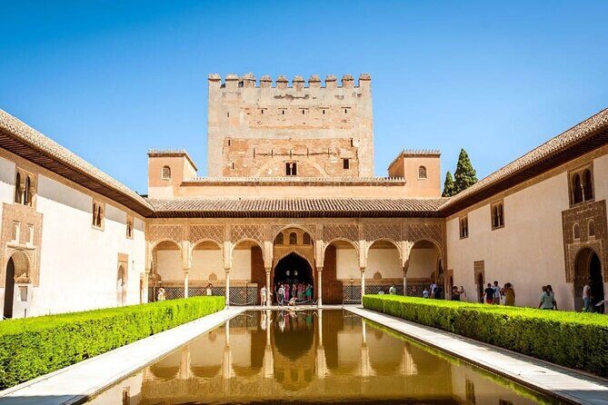 Complete Private Tour of Alhambra with Nasrid Palaces - Stop 4: Nasrid Palaces and the Architecture You Can Actually Read