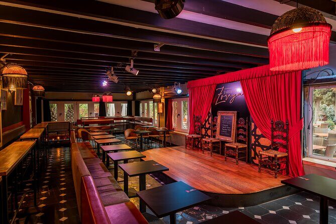 Dinner on a terrace in the Albayzin and a live flamenco show - Should you book this Granada flamenco dinner package?