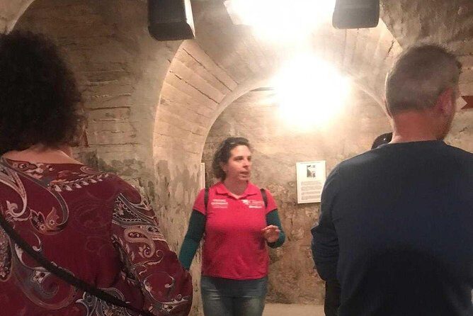 Discover Jaén - The Baños Árabes Cultural center and Villardompardo Palace area