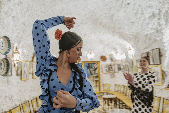 Flamenco show at Cueva Los Amayas, in Sacromonte - Price and Value: Why $27ish Feels Fair for This Setup