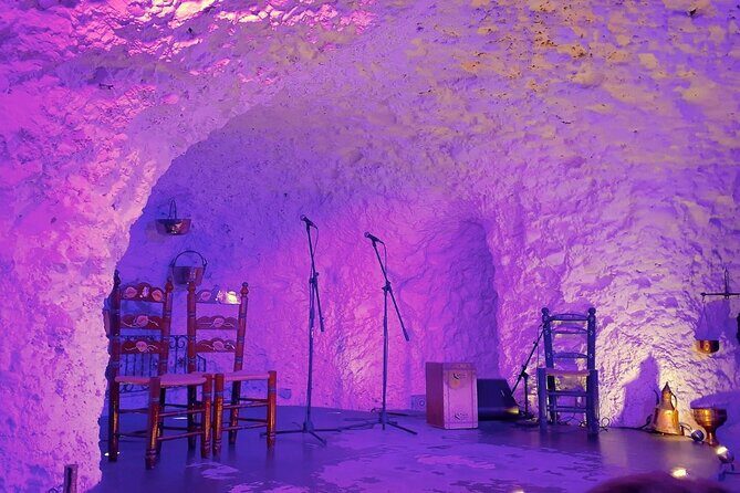 Flamenco Show in a Cave Restaurant in Granada - The flamenco program: palos you’ll actually understand