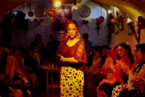 Flamenco Show: Zambra in Cuevas del Sacromonte - Finding the meeting point and settling in before the show