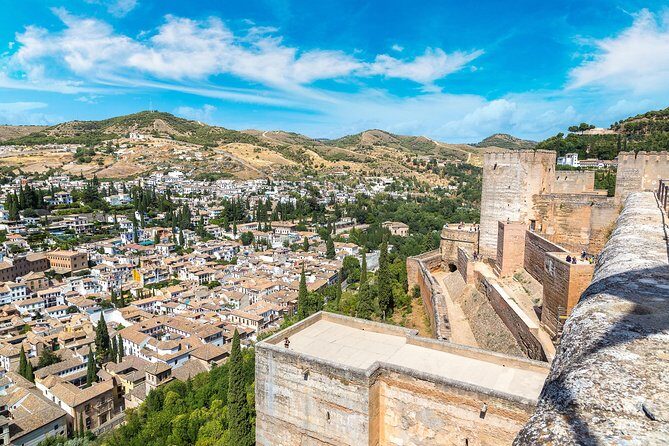 For Cruise Passengers ONLY: Granada and Alhambra from Malaga Port - Granada city center free time: a bonus, not a guarantee