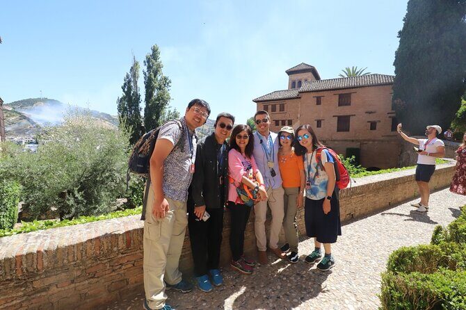 For Cruise Passengers ONLY: Granada and Alhambra from Malaga Port - Who should book this Granada and Alhambra cruise excursion