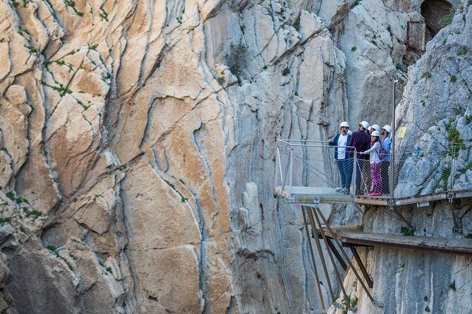 From Granada: Caminito del Rey Guided Tour & Guaranteed Tickets - North Access: the quick walk to start and the helmet moment