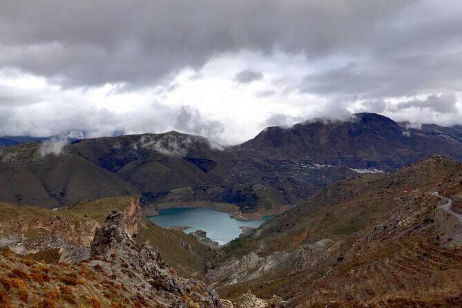 From Granada: Sierra Nevada Safari tour up to 2500 meters high - What the guides teach you on the road (Daud, Jaime, Carlos)