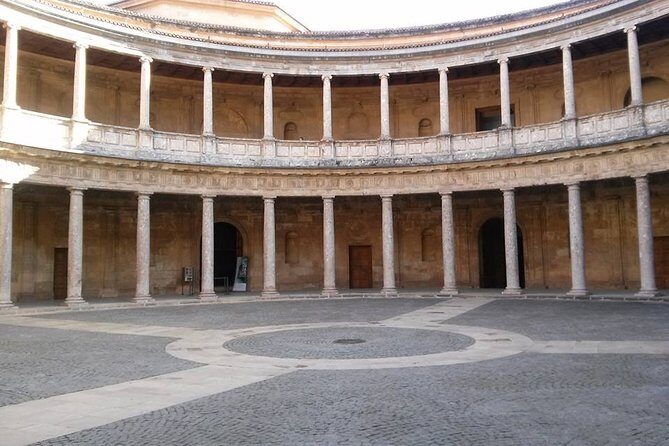 Going to Alhambra? 3 hrs Private Tour! Skip the long lines to visit the Alhambra - Why this 3-hour private Alhambra tour is a smart use of limited time