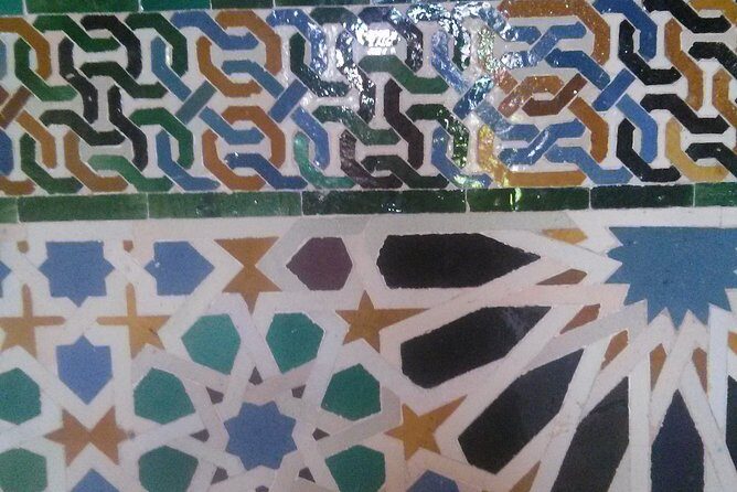 Going to Alhambra? 3 hrs Private Tour! Skip the long lines to visit the Alhambra - Price and value: what $180.62 per group really buys