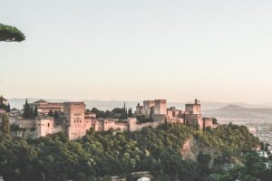 Golden Hour in Granada: Sunset Walking Tour with Play Granada - Albayzín (Stop 1): Narrow Streets, Big Views, Real Granada