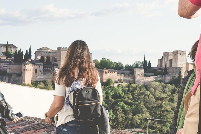 Golden Hour in Granada: Sunset Walking Tour with Play Granada - Mirador de Los Carvajales (Stop 2): Quick Panoramas
