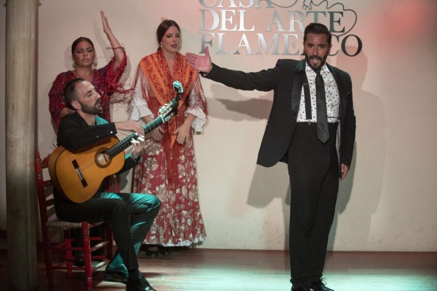 Granada: 1-Hour Traditional Flamenco Show - Where to meet: Cuesta Gomerez 11 in Granada’s easy-to-find area