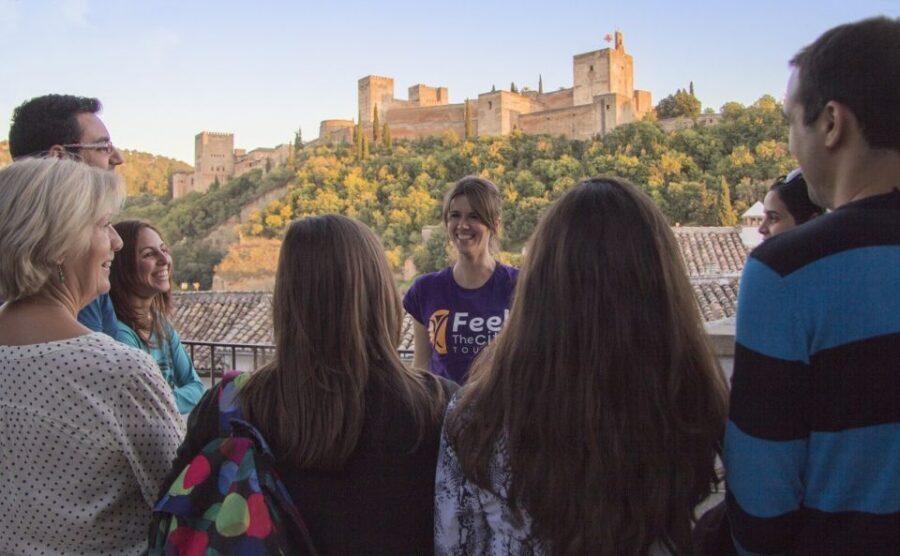 Granada: Albaicín and Sacromonte 2.5-Hour Walking Tour - The Alcazaba Connection: Why This Walk Feels Like a Time Machine