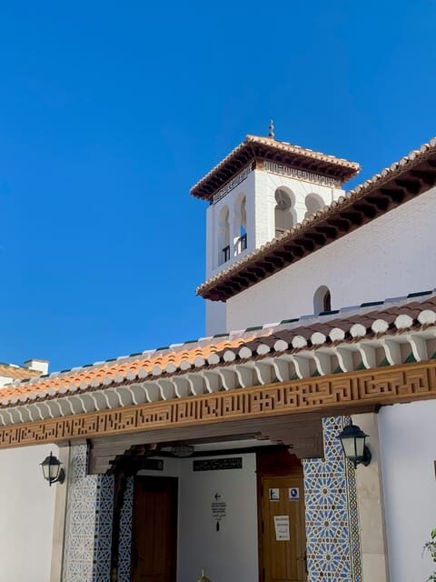 Granada: Albaicín and Sacromonte Sunset Tour & Flamenco Show - Price and value: what $58 buys you (and what it doesn’t)