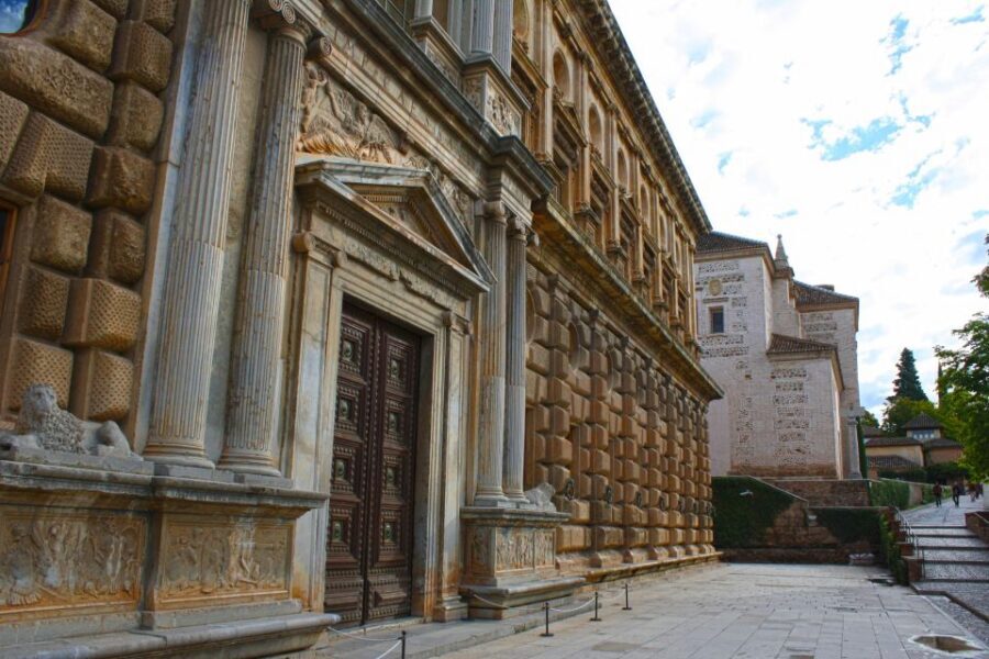 Granada: Alhambra and Charles V Palace Tour - Key Things You’ll Notice on This Alhambra & Charles V Tour