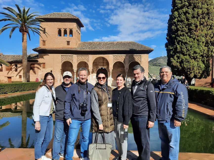 Granada: Alhambra and City Private Tour - Palace of Charles V: A Strong Contrast, Carefully Timed