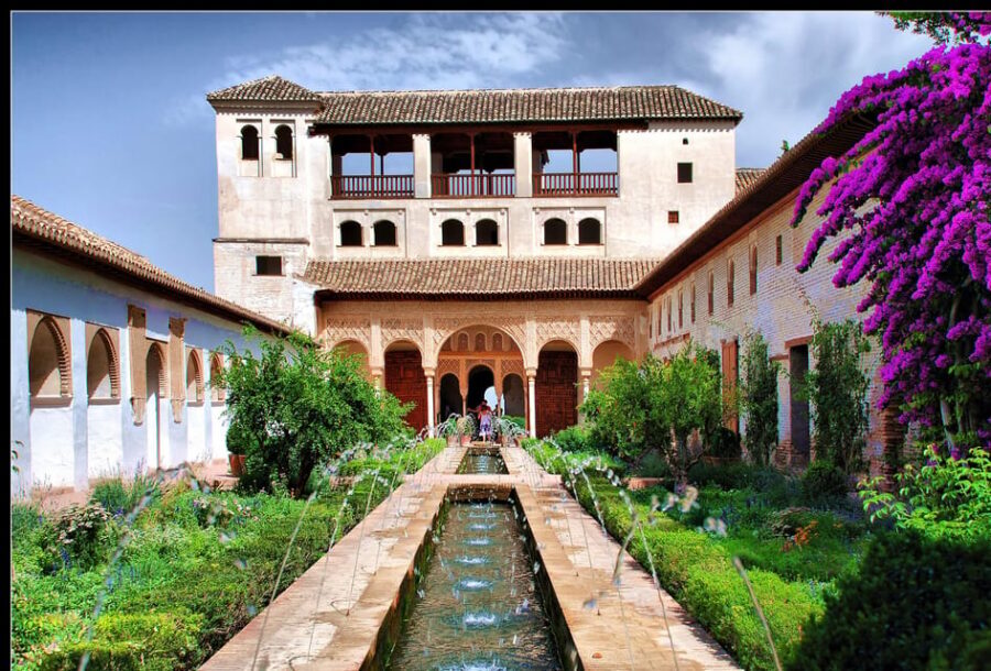 Granada: Alhambra and Generalife Garden Ticket & Guided Tour - Generalife Gardens: Patio de la Acequia and the summer-palace feeling