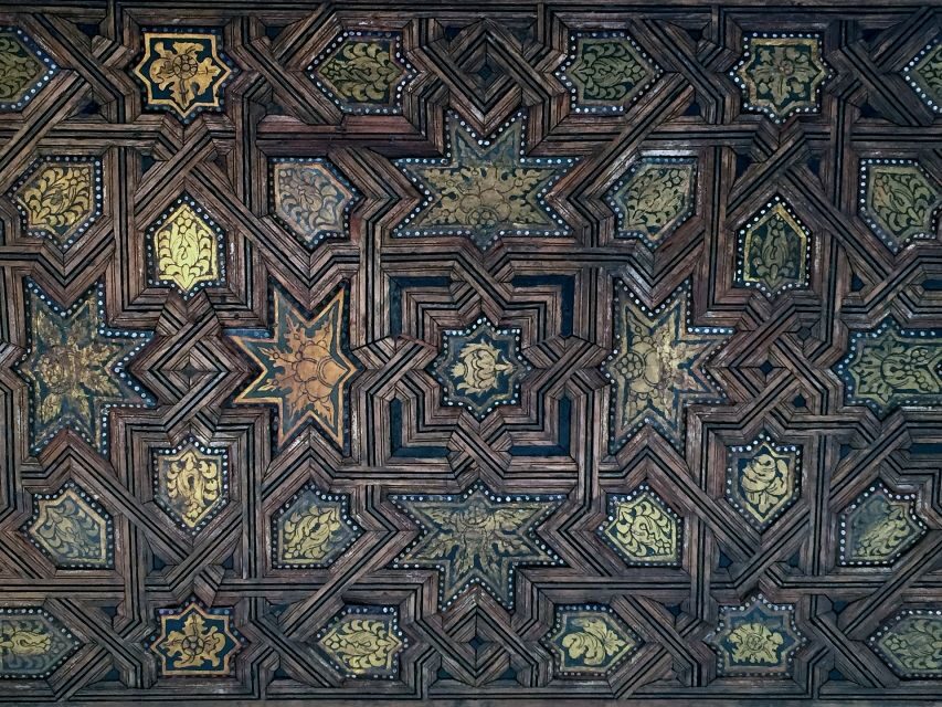 Granada: Alhambra and Generalife Gardens Guided Tour - Key highlights worth aiming for