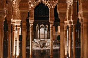 Granada: Alhambra and Nasrid Palaces Guided Tour at Night - Palace of Charles V: the Renaissance contrast you’ll actually remember