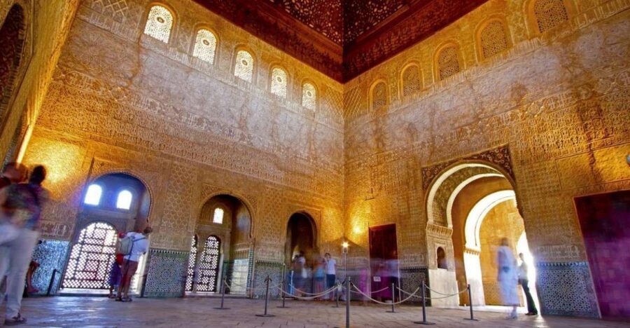 Granada: Alhambra and Nasrid Palaces Private Tour - Alcazaba of the Alhambra: fortress logic meets palace storytelling
