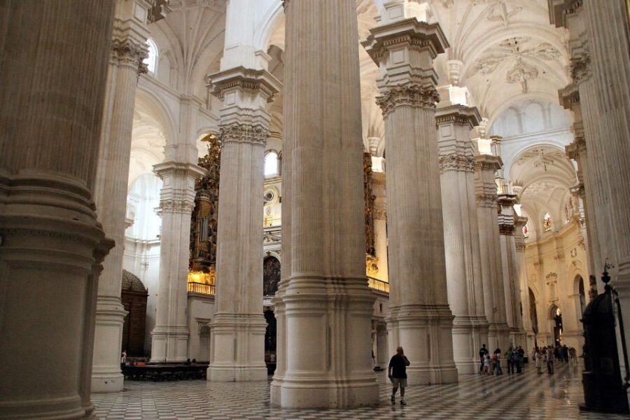 Granada: Alhambra, Cathedral & Royal Chapel Tour w/ Tickets - Key things that make this tour worth your time