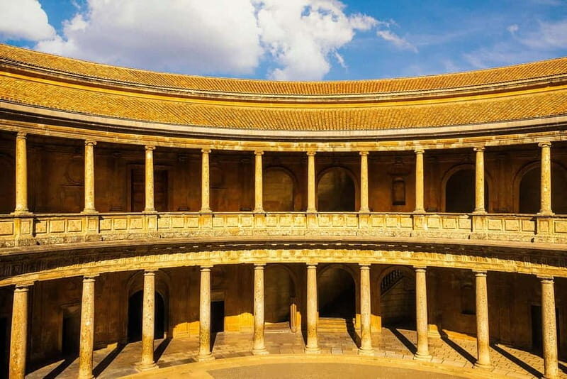 Granada: Alhambra, Generalife & Nasrid Palaces Guided Tour - Alcazaba Self-Guided: Finish With Flexibility and Views