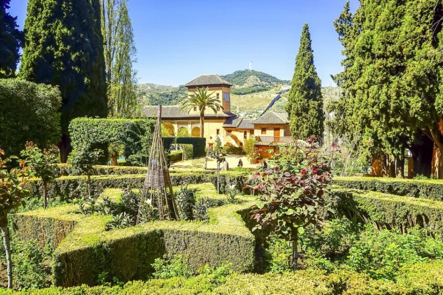 Granada: Alhambra Guided Tour and Arabian Bath and Massage - Price and Value: What $229 Buys (and What It Doesn’t)