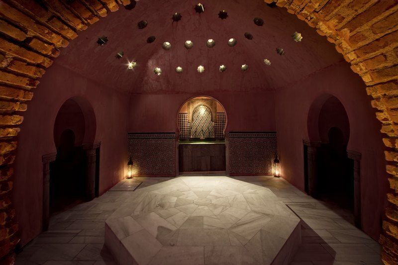 Granada: Alhambra Guided Tour and Arabian Bath and Massage - Hotel Pickup and the Start of the Alhambra Morning