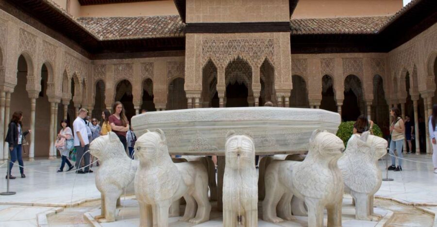 Granada: Alhambra Guided Tour with Nasrid Palaces - Why This Alhambra Tour Works: Skip-the-Line and Small-Group Flow