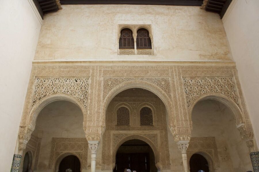 Granada: Alhambra Guided Tour with Nasrid Palaces - Palace of Charles V: A Renaissance Stop With a Clear Purpose