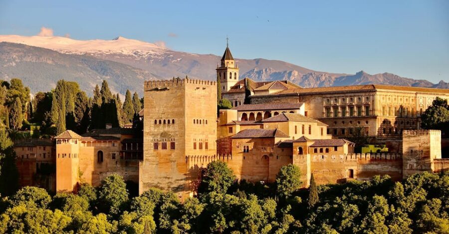Granada: Alhambra & Nasrid Palaces Small Group Guided Tour - Quick Hits: What Makes This Alhambra Tour Work