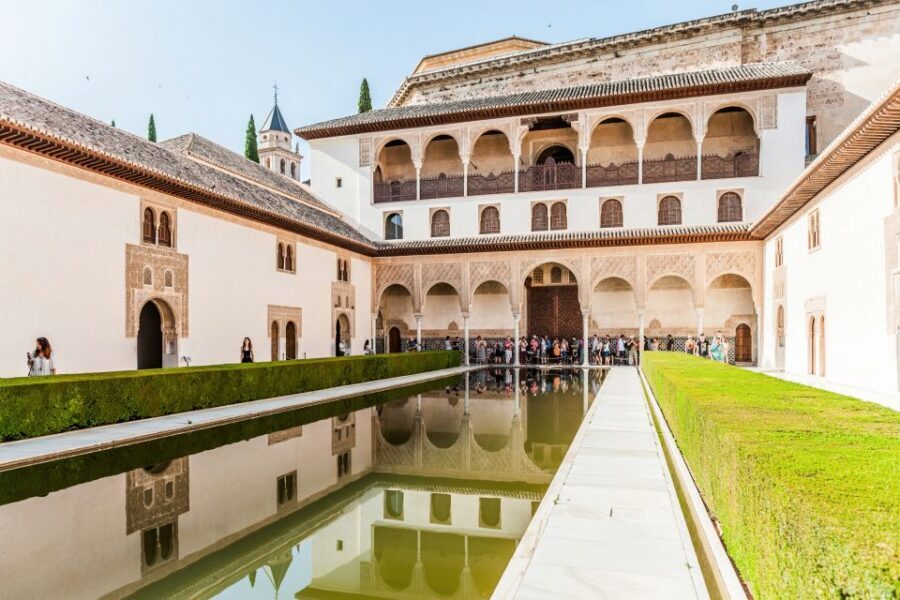 Granada: Alhambra & Nasrid Palaces Tour with Tickets - Medina, Charles V, and the Mosque Baths: Seeing the Complex in Layers