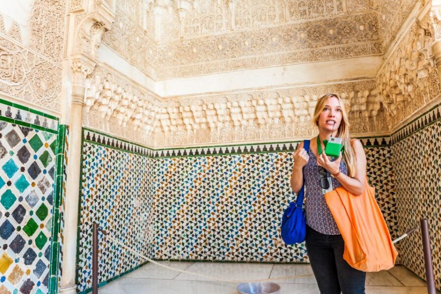 Granada: Alhambra & Nasrid Palaces Tour with Tickets - What to Bring (and What Will Trip You Up)