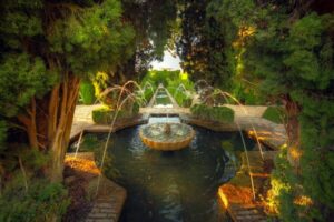 Granada: Alhambra Palace Guided Tour - The group size and pace: you won’t get lost in the crowd