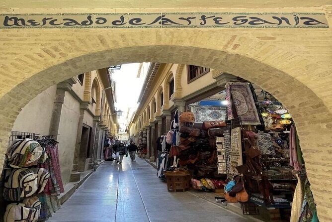 Granada Alhambra Private Tour from Motril Puerto - Timing notes: The 6–7 hour structure in real life
