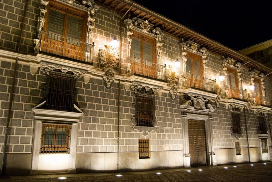 Granada: Cathedral and Royal Chapel Guided Tour with Tickets - Royal Chapel: Where the Catholic Monarchs Are Buried