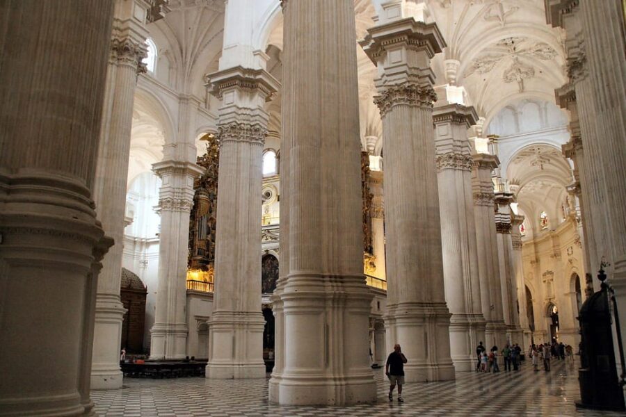 Granada: Cathedral and Royal Chapel Private tour with ticket - Cathedral of Granada: Gothic, Renaissance, Baroque in one guided walk