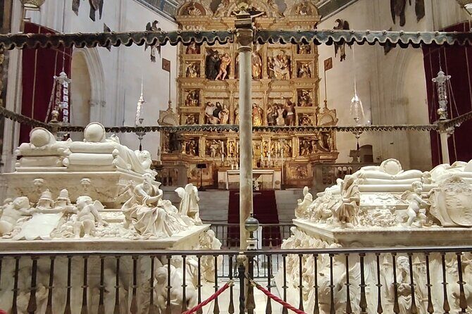 Granada: Cathedral and Royal Chapel Private tour with tickets - Granada Cathedral: Renaissance muscle with Baroque accents
